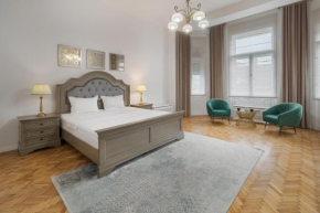 ROYAL Experience at Stern Palace
